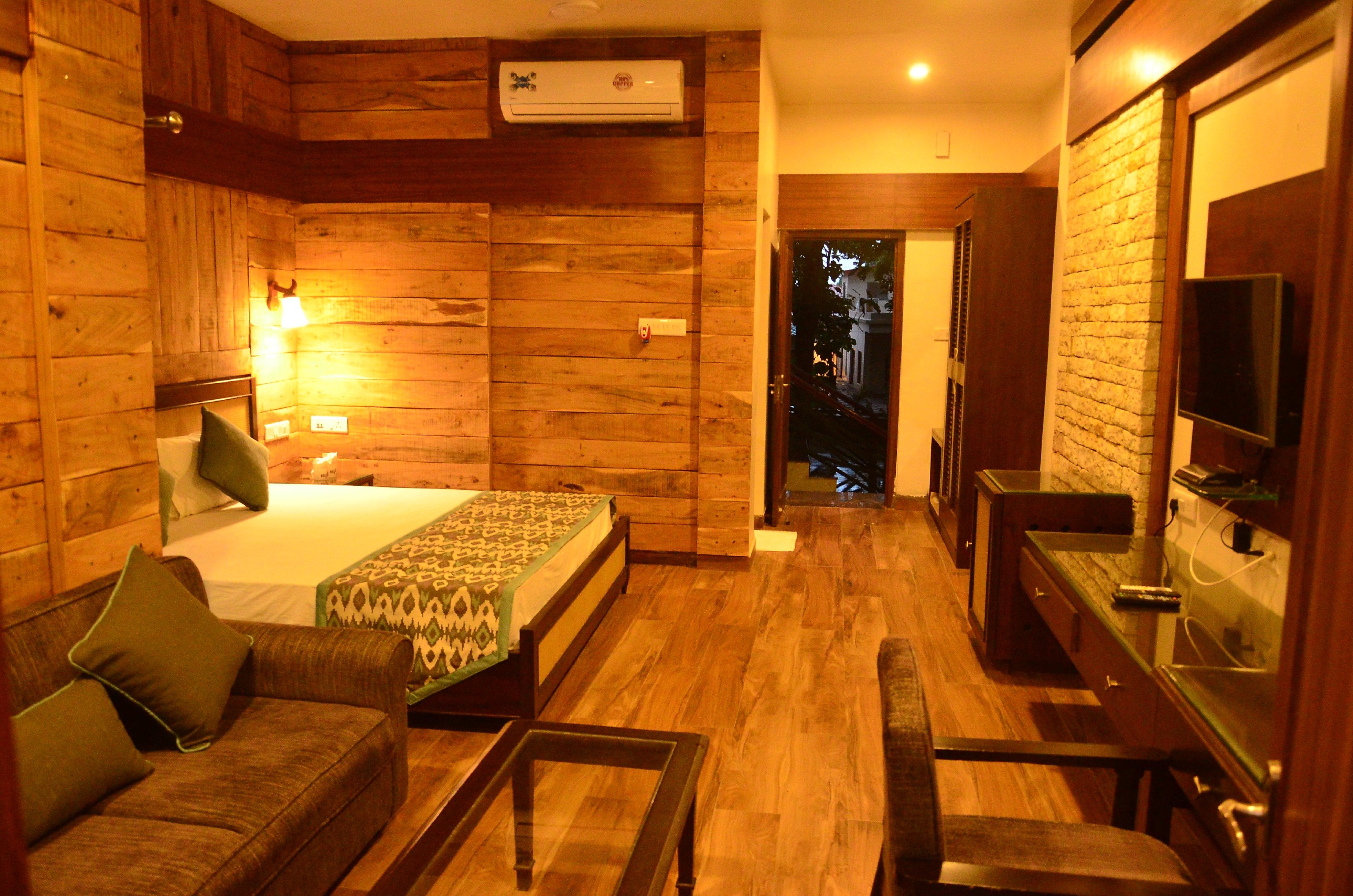 MPT Jungle Camp Madla